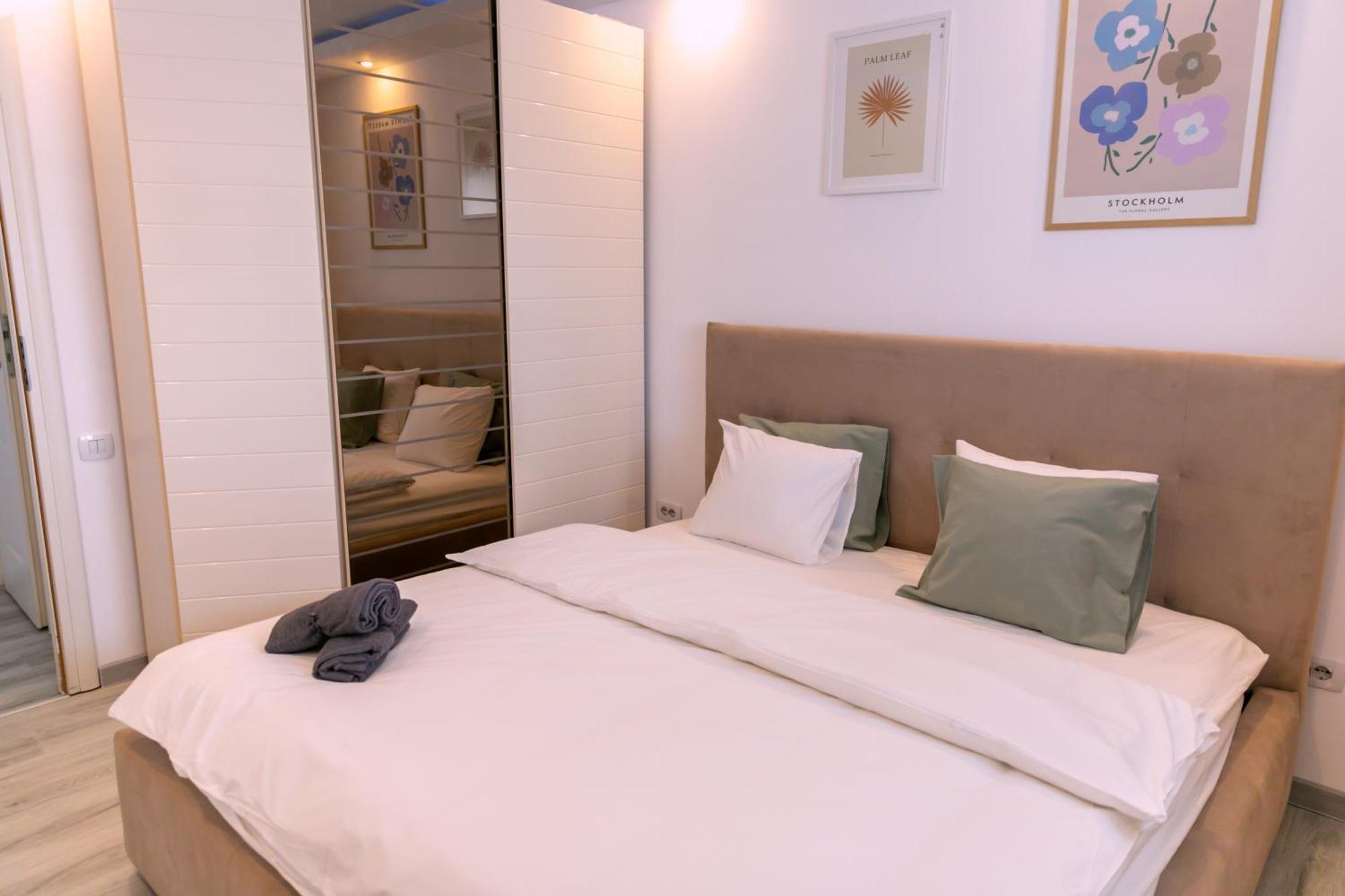 Nicolae Balcescu Dream House Apartment บูคาเรสต์ ภายนอก รูปภาพ