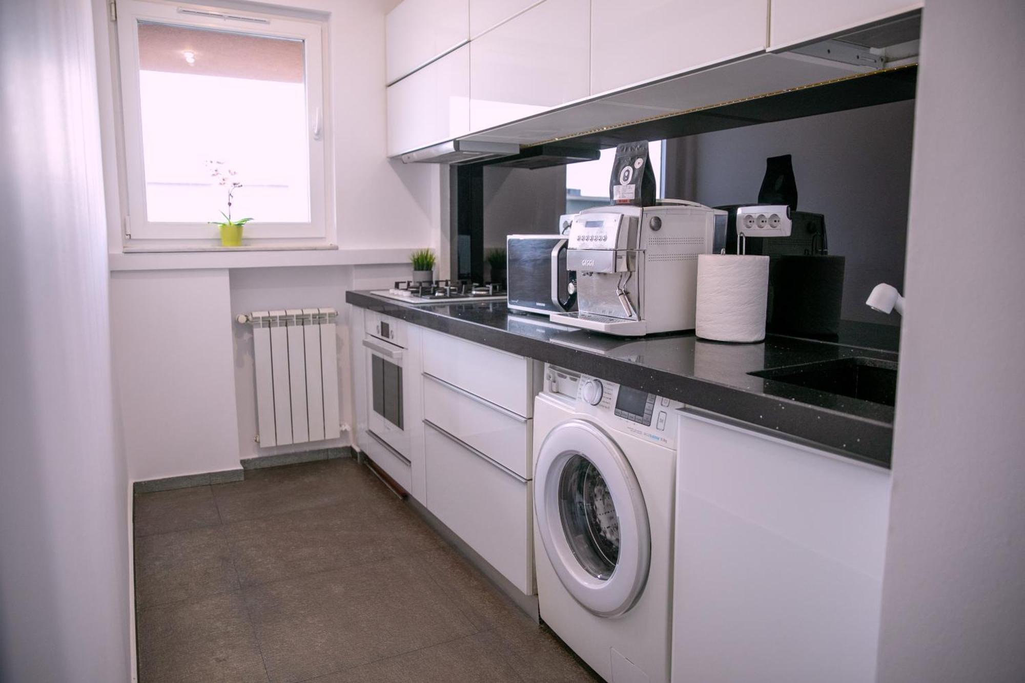 Nicolae Balcescu Dream House Apartment บูคาเรสต์ ภายนอก รูปภาพ